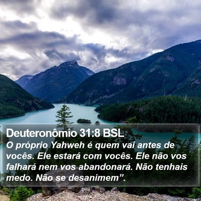 Deuteronômio 31:8 BSL Bible Verse Image